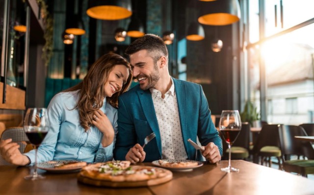 sắp xếp những cuộc hẹn riêng tư vợ chồng