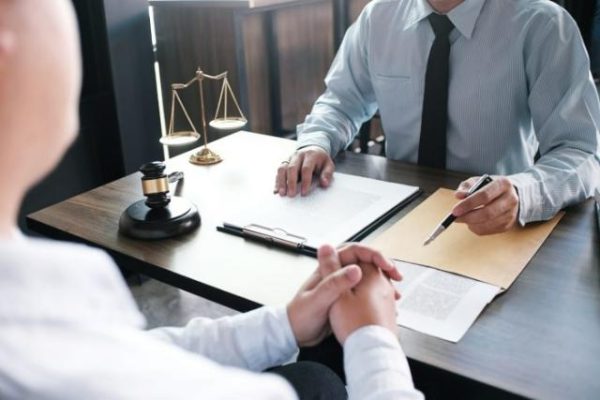 Tư vấn trực tiếp cho khách hàng