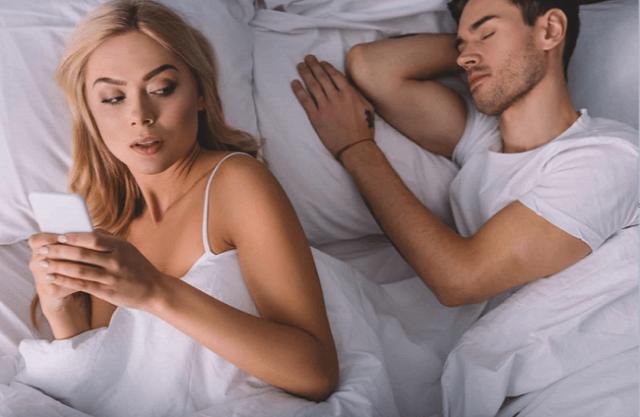 Dấu hiệu nhận biết khi vợ ngoại tình