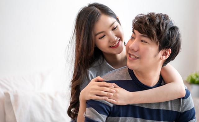 Có nên duy trì mối quan hệ người tình không?